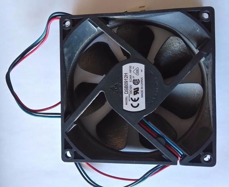 Ventilateur  Delta Electronics   Dsb0912h 92  X 92 X 25 Mm 3pin , 12v_0.24a.