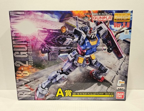 キャラクター MG RX-78-2 GUNDAM Ver.3.0 (CLEAR COLOR) 71Wz0cRdwjL._UF350,350_QL50_.jpg