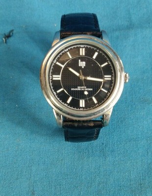 Achetez montre lip à quartz quasi neuf, annonce vente à Achetez montre lip à quartz quasi neuf, annonce vente à