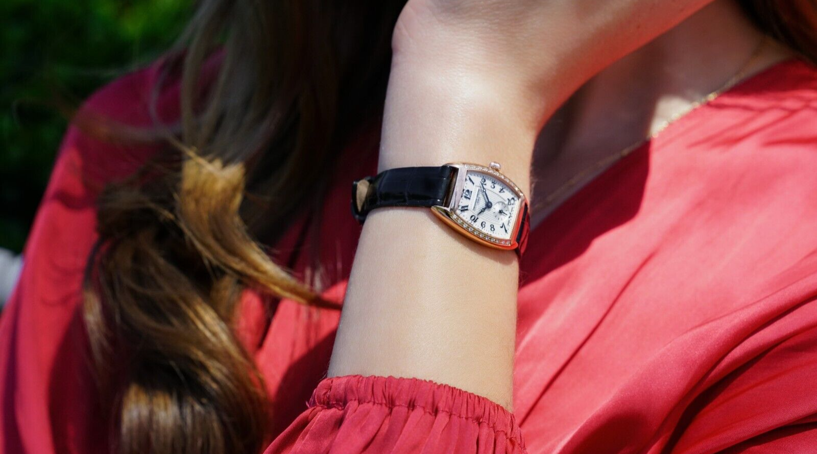 ⭐️セール⭐️FREDERIQUE CONSTANT クォーツ時計 ワインレッド ⭐️セール⭐️FREDERIQUE CONSTANT クォーツ時計 ワインレッド