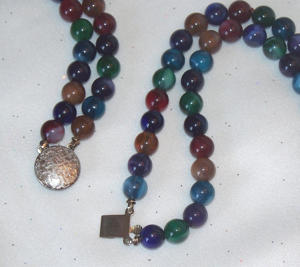 VINTAGE 70'S 2 STRAND MULIT COLORED MARBLED BEAD NECKLACE C170