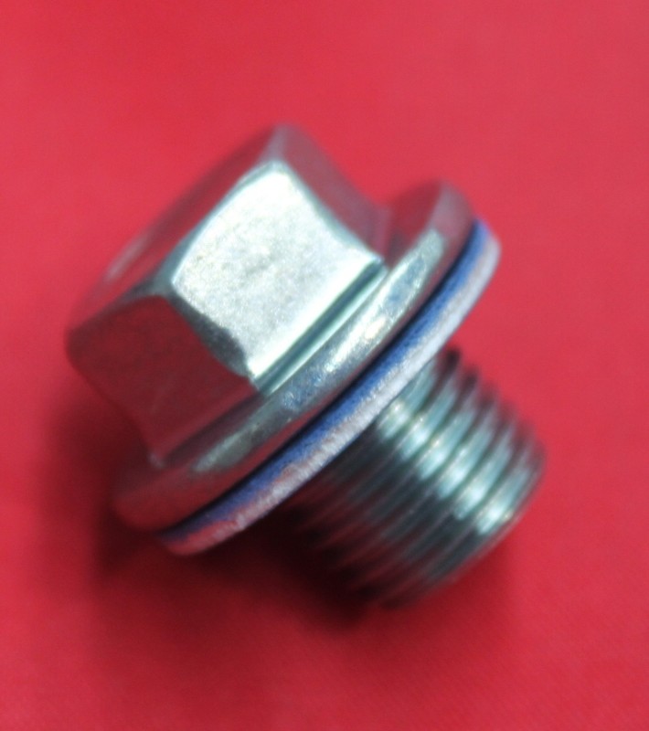 TOYOTA SUMP PLUG 12MM SUITS MOST MODELS NEW GENUINE INCLUDES SUMP PLUG