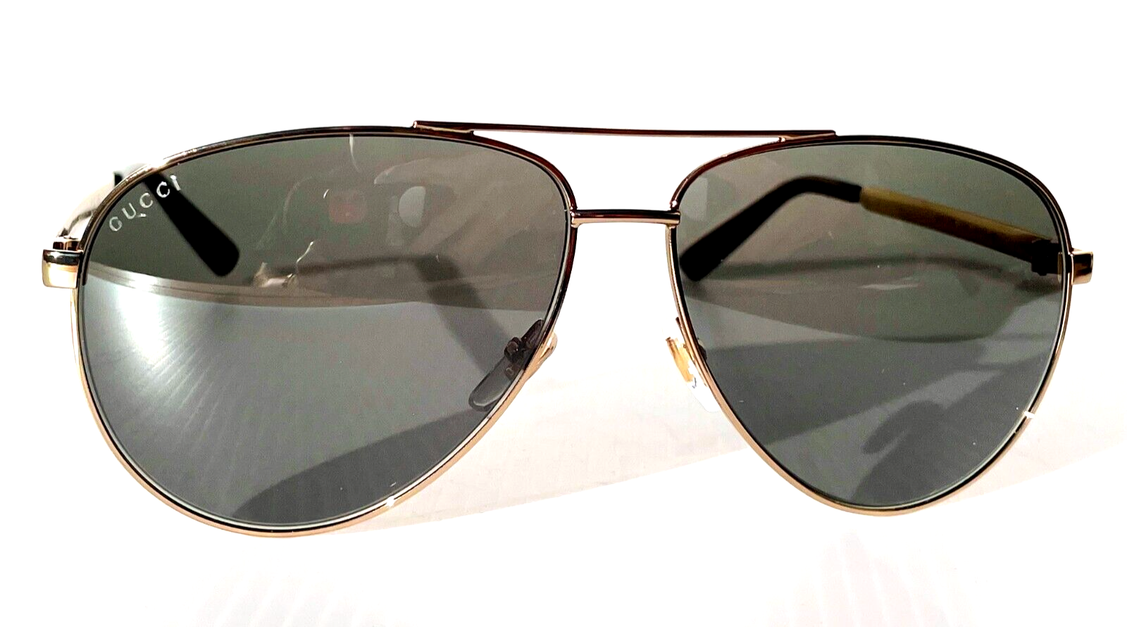 Pre-owned Gucci Gold Aviator With 61mm Red Green Frame W Grey Lens Sunglass Gg0137s In Gray