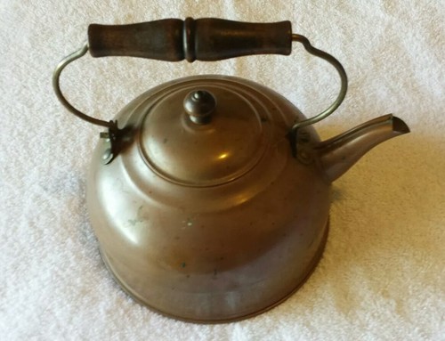 VINTAGE COPPER KITCHEN TEAPOT TEA KETTLE WOOD HANDLE Revere Ware, Rome N.Y. 1801