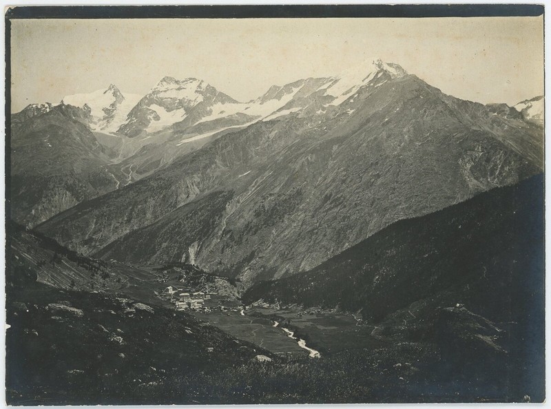 Saas-Fee (Valais), De Gletscheralp. Montagne. Suisse. Switzerland. Circa 1900.