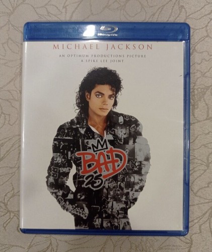 米2discs LP Michael Jackson Bad 25 (2LP) 88725400981 Epic, MJJ Productions, Legacy /00660 Michael Jackson - Bad: 25th Anniversary (180 Gram Vinyl) (3