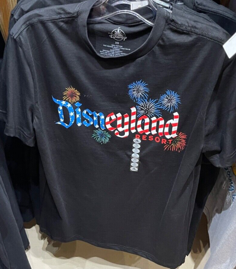 【激レア】Disneyland Resort キャラクターTシャツ L L ミッキー 半袖Tシャツ DISNEYLAND RESORT ディズニーストア