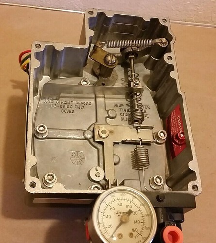 MOORE Electronic Valve Positioner Model 750E1B2GNNNF Input 4-20 B/M S521058-001