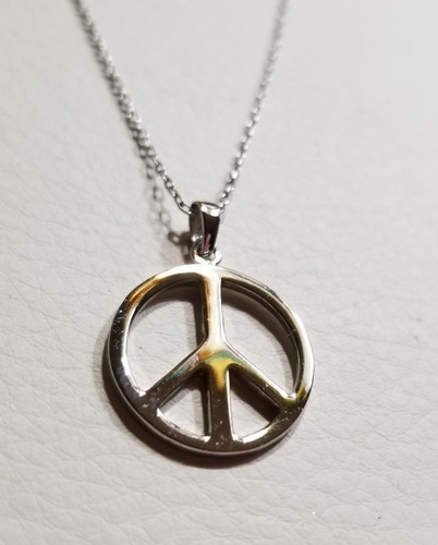 ●VVV● Peace Pendant Bead Necklace 21FWNK013MX PEACE PENDANT BEADS NEACKLACE - VVV | 60% - Asian Fashion