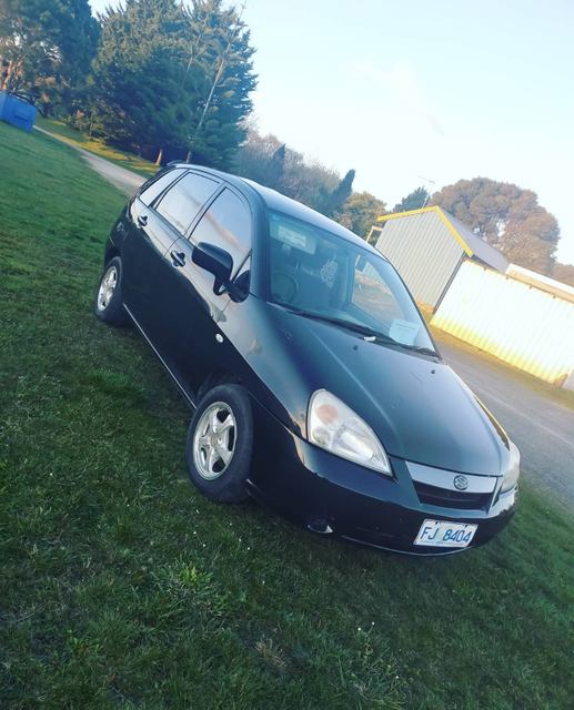 Suzuki liana 2002