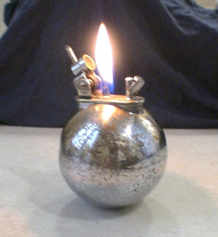 Briquet Ancien ** Boule De Lancel ** Automatic Desk Lighter Feuerzeug Accendino