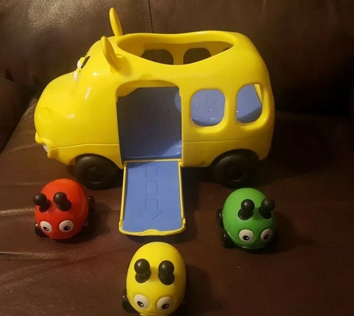 2010 Disney Mattel Jungle Junction Hippo Bus w/ 3 Beetle Bugs Fisher Price FRSH