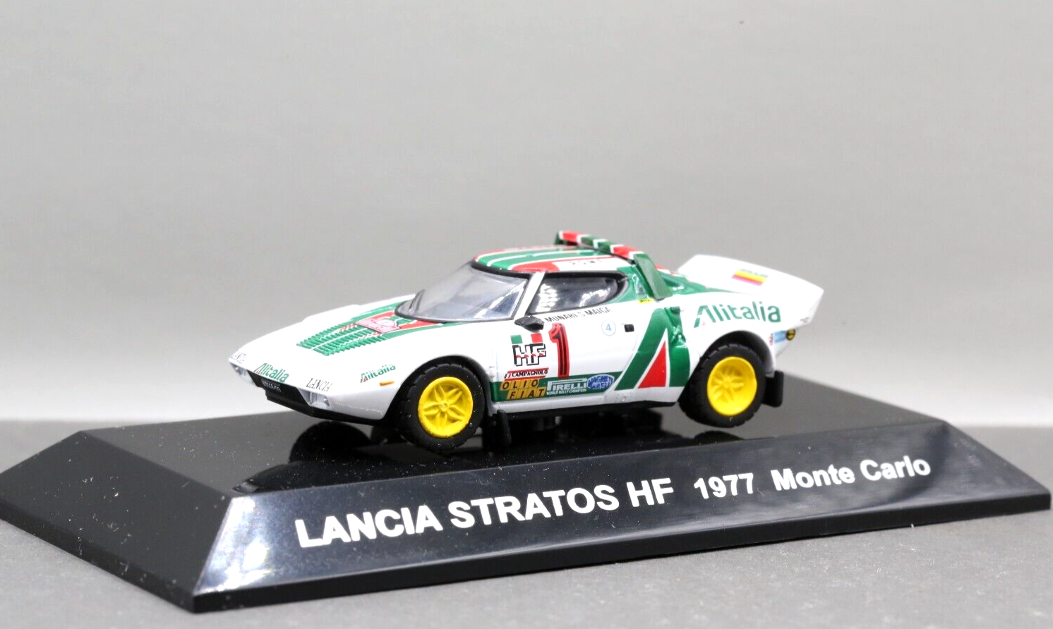 Lancia Stratos HF (#1) 1977 モンテカルロ　ミニカー 1:64 Lancia Stratos HF -- 1977 Rally MonteCarlo Winner #1