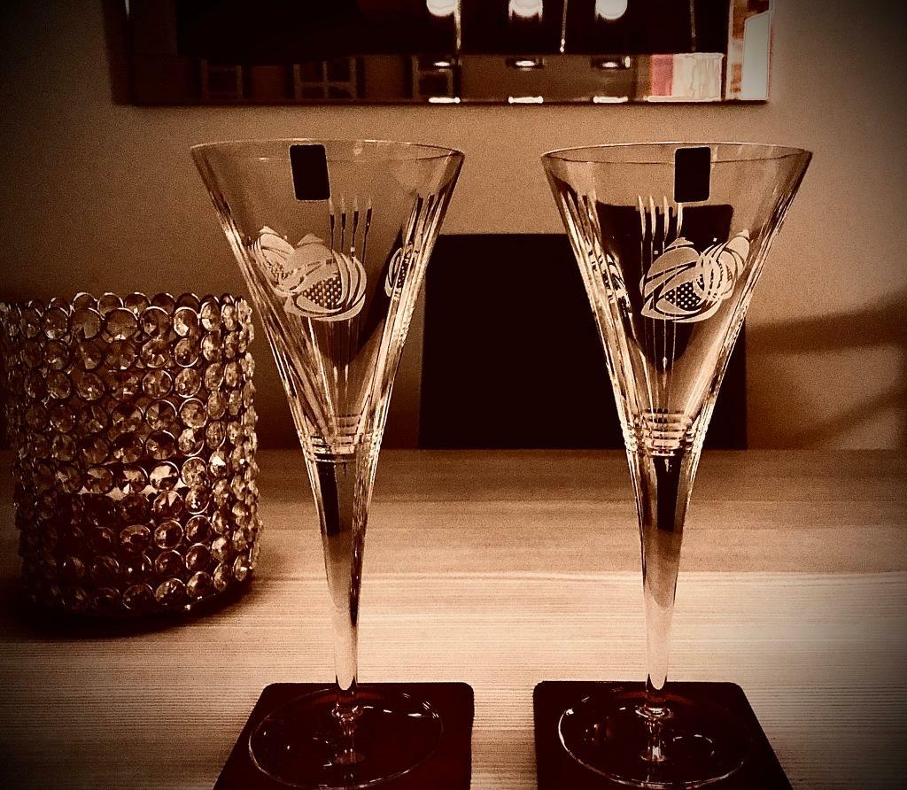 Gleneagles Edinburgh Crystal Celebration Wine Glasses in Gartcosh