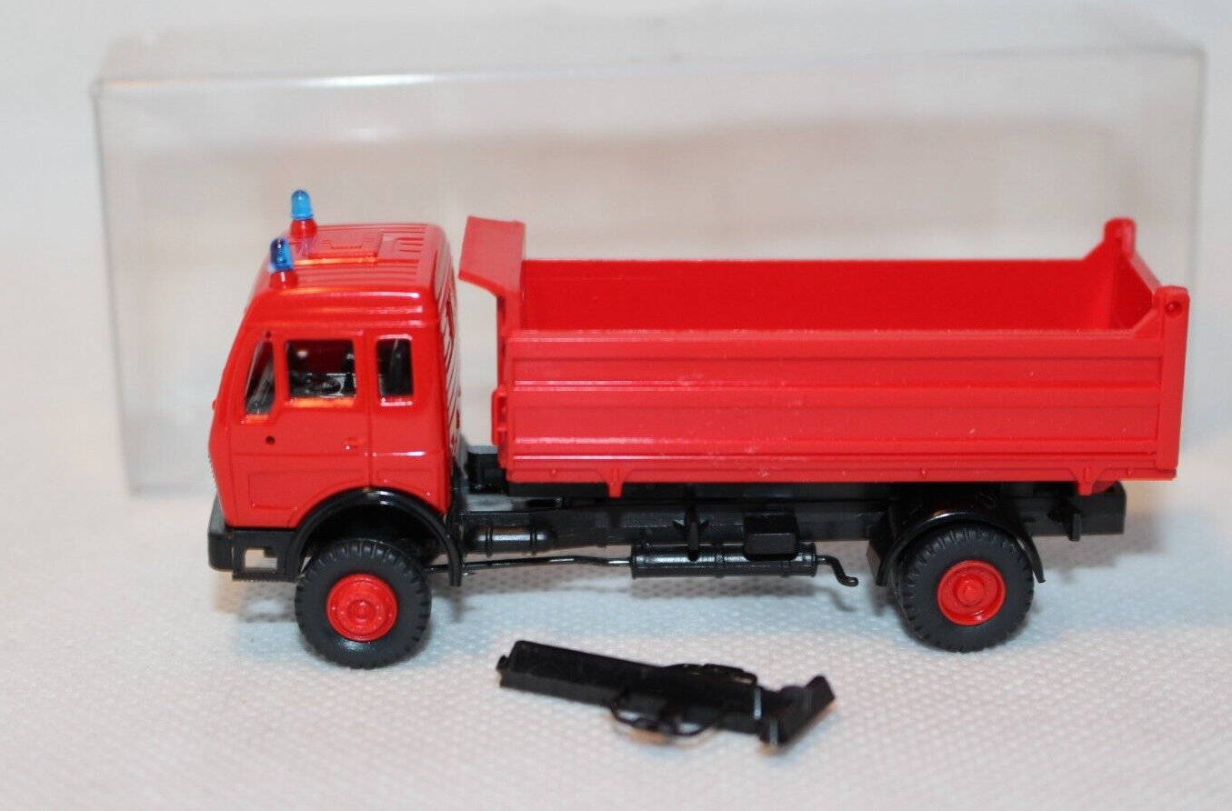 Ape TM 703 Kipper