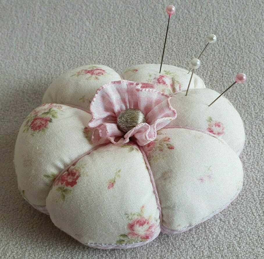 Nadelkissen aus Stoff ♥ Landhaus ♥ Shabby ♥ genäht ♥ verschiedene Designs