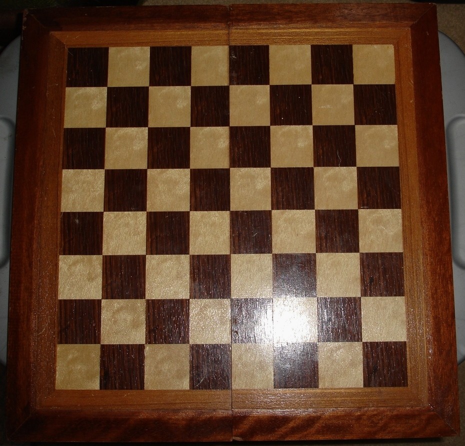 Cardinal Tapered Wooden Chess Cabinet Set Weighted Wooden Playing Pieces In Box
