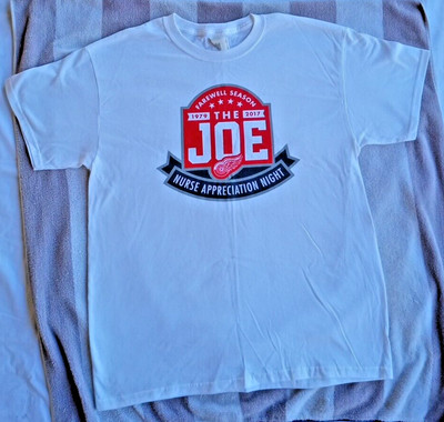Detroit Red Wings Joe Louis Arena Farewell Season 2017 T Shirt Large Nurse Love