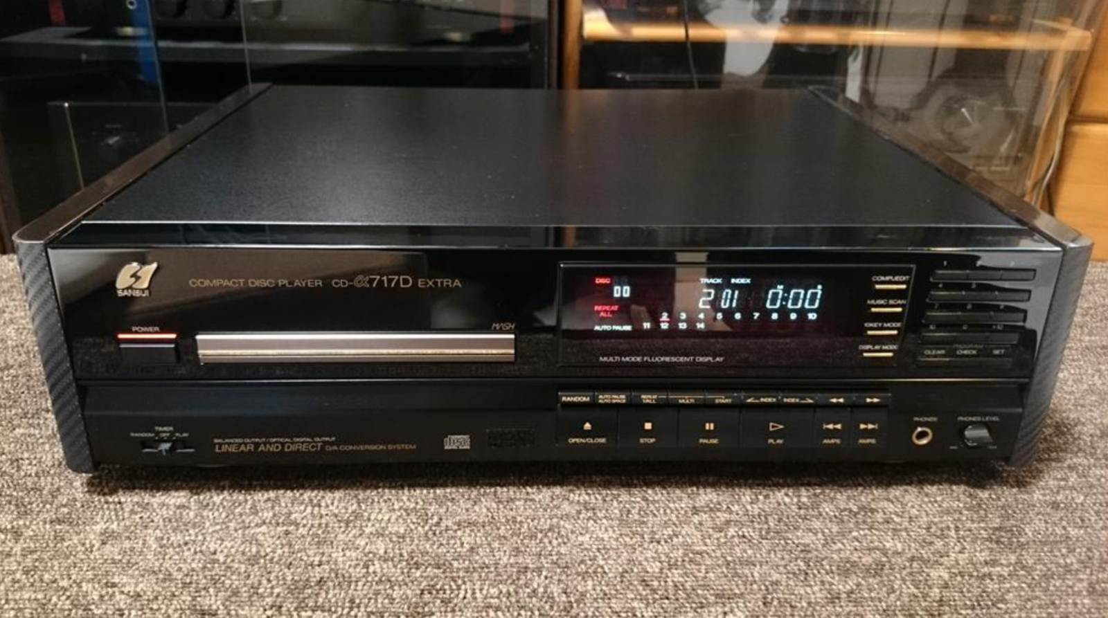 SANSUI CD-α717D Extra MASH system L.D.C.S adopted CD player