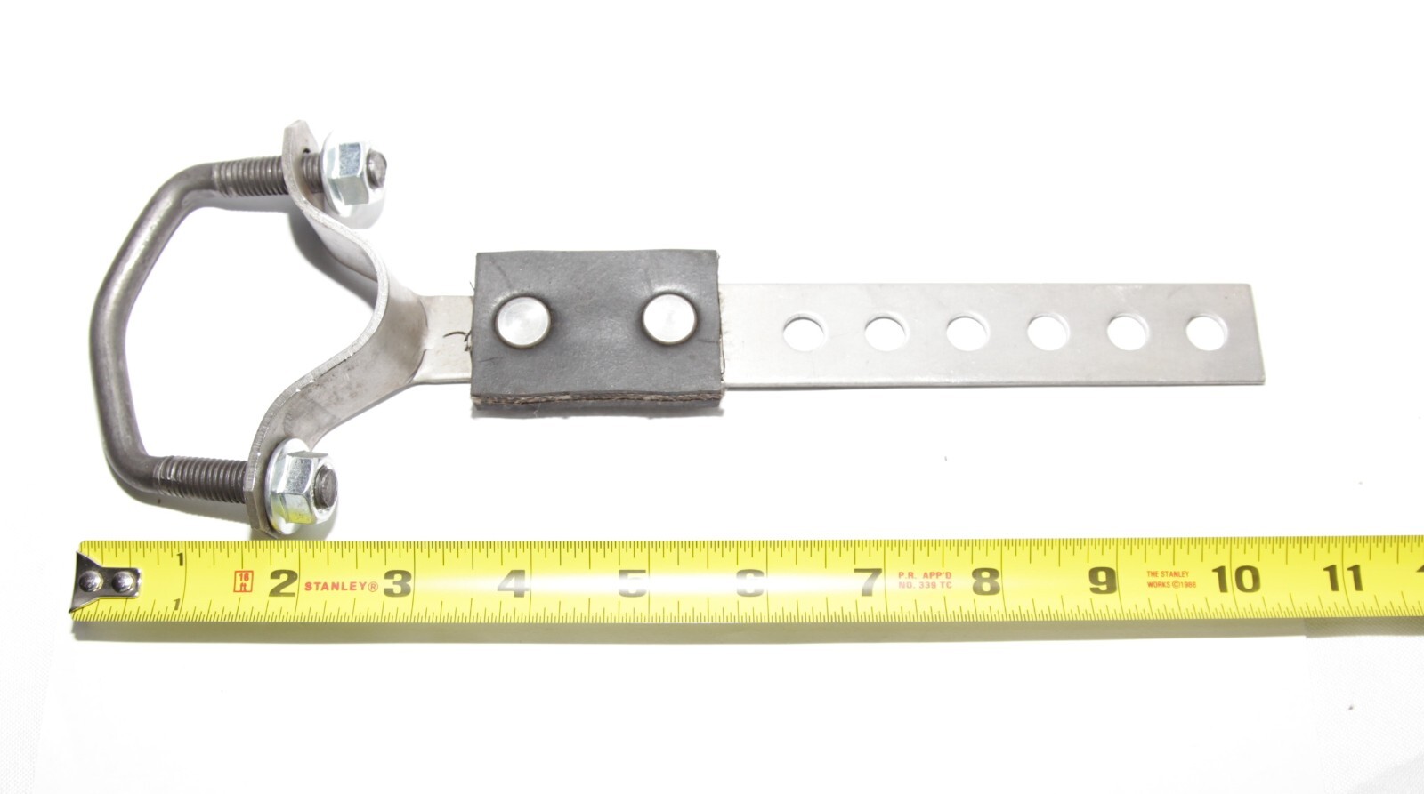 6 Hole Swivel Tail Pipe 1-1/2" - 2-1/2" Universal Exhaust Tailpipe Hanger
