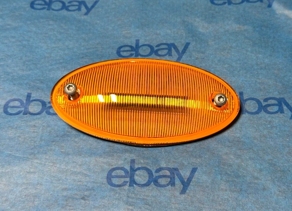 3529900C98 Genuine Navistar International Amber Marker