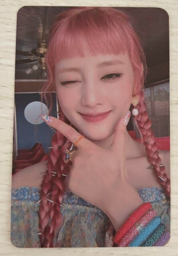 (G)I-DLE DUMDi DUMDi ktown4u ウギ　サイン　アルバム G)I-DLE DUMDi DUMDi ktown4u ウギサインアルバム