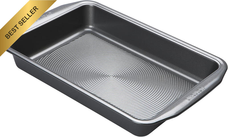 Momentum Bakeware Rectangular Cake Tin, 9