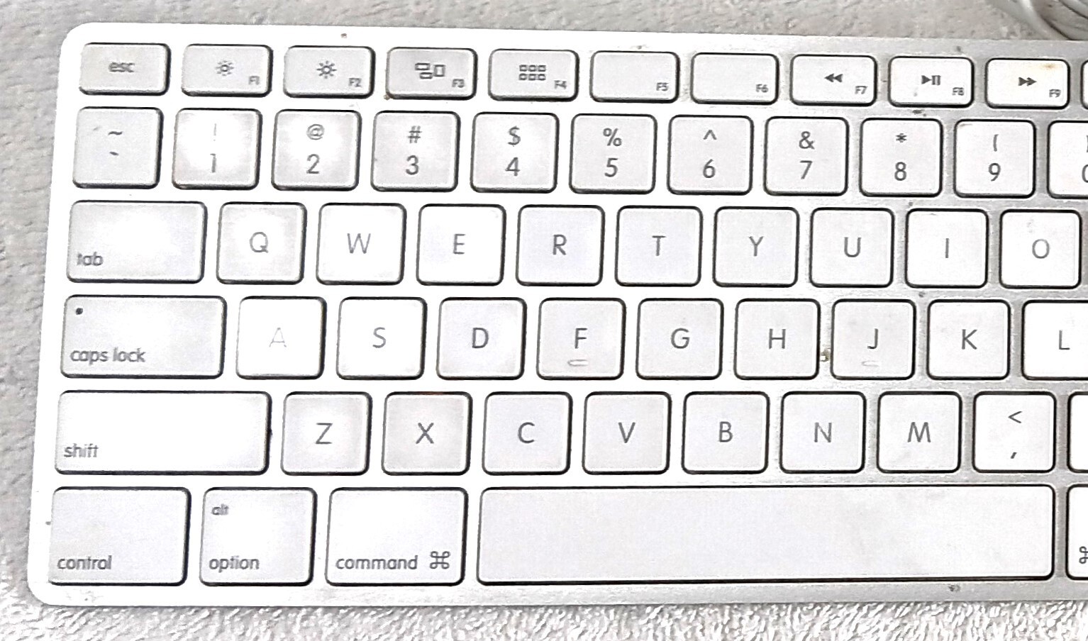 Vintage Apple MB110 USB Magic Wired Keyboard | eBay Vintage Apple MB110 USB Magic Wired Keyboard | eBay