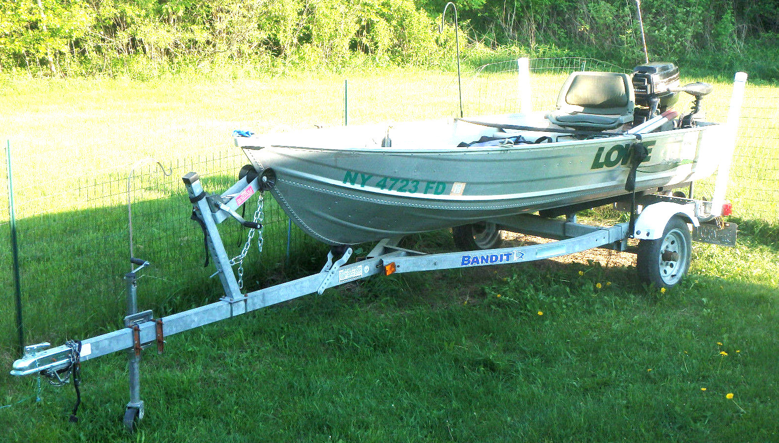 2004 Lowe Aluminum 14' Boat/2004 Bandit Trailer/Mercury 180cc 9.9 hp Elec Start!