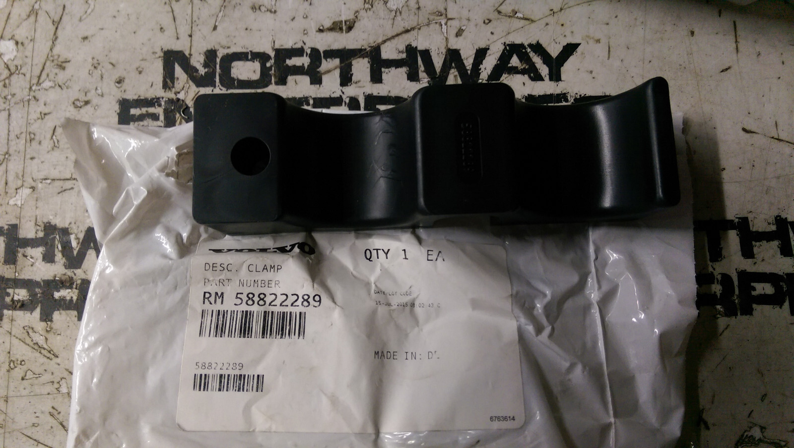 58822289 GENUINE INGERSOLL RAND HYDRAULIC CLAMP RM58822289 - Picture 1 of 1