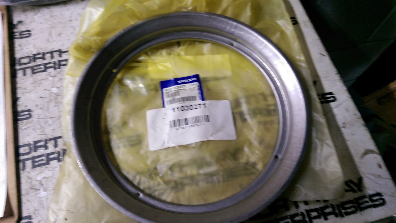 VOLVO DEFLECTOR RING VOE11030271 11030271 - Picture 1 of 1