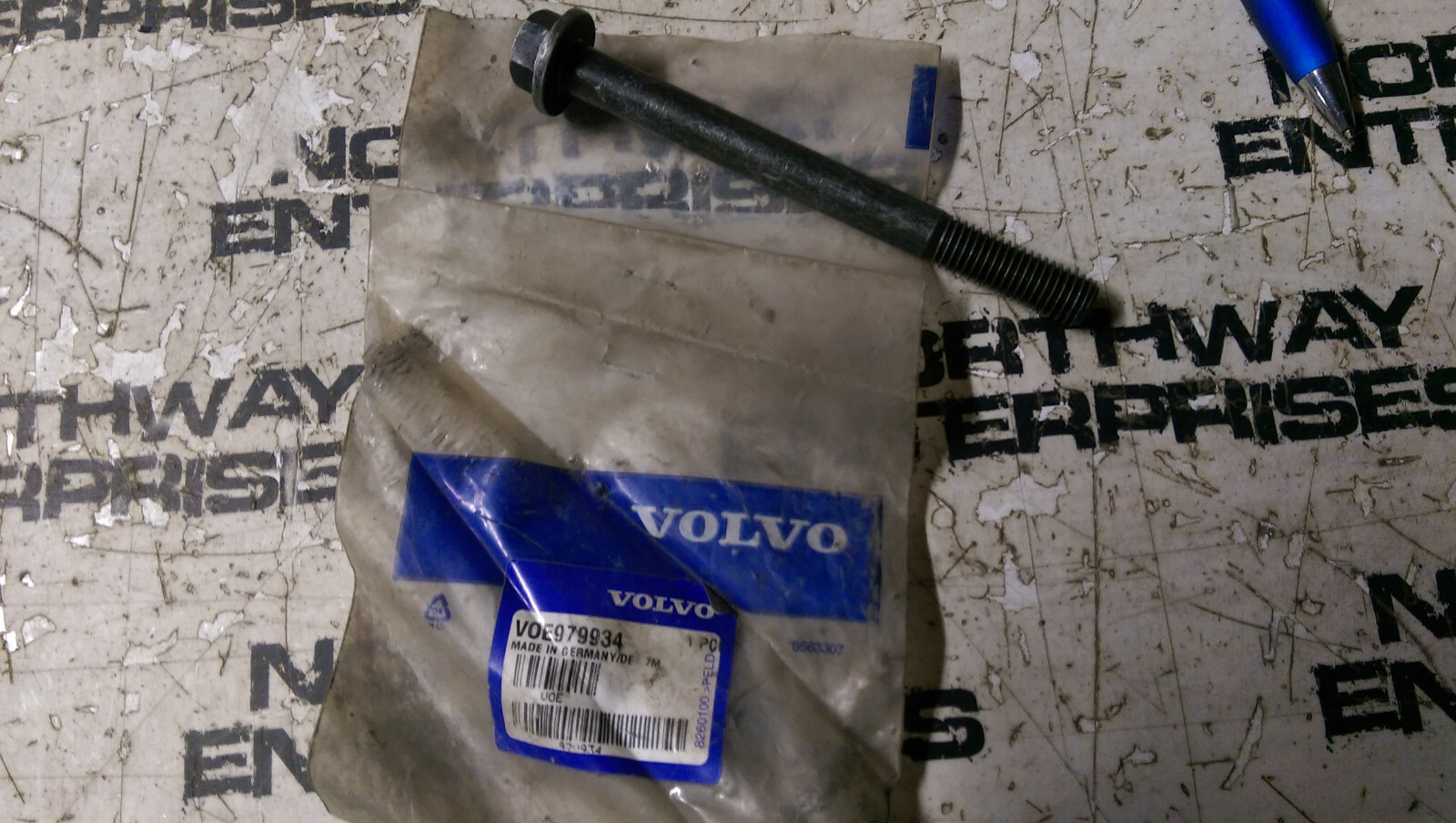 VOE979934 VOLVO BOLT 979934 - Picture 1 of 1