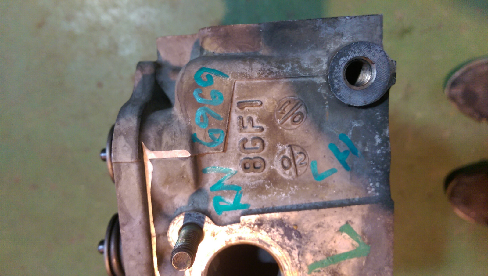 97779578 97320788 01-04 2001-04 LB7 DURAMAX 6.6 6.6L LH Drivers CYLINDER HEAD - Picture 5 of 12