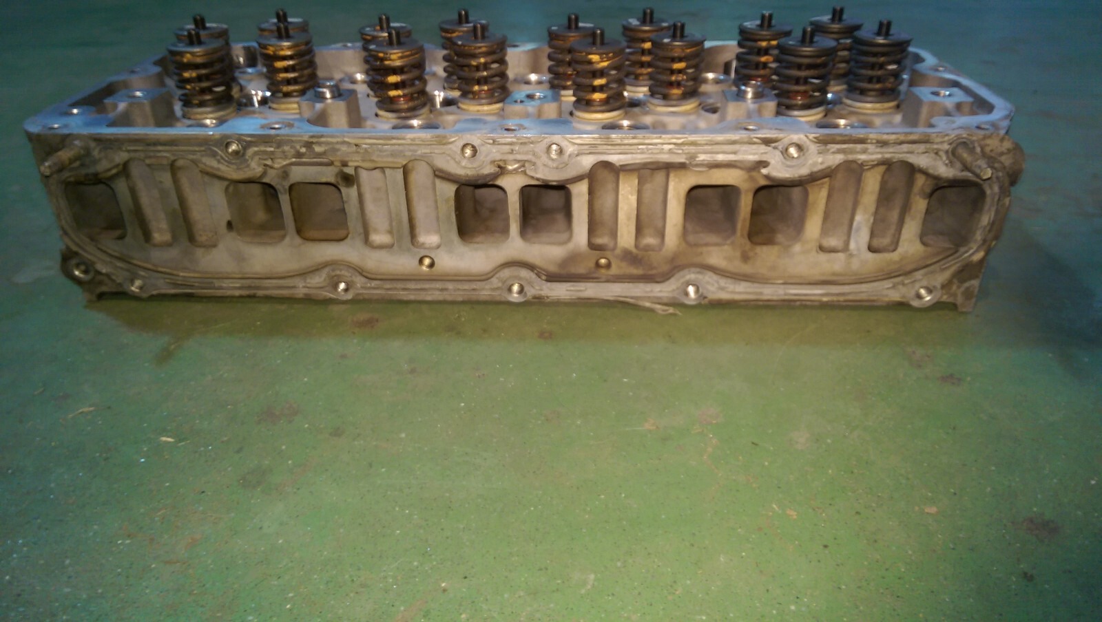 97779578 97320788 01-04 2001-04 LB7 DURAMAX 6.6 6.6L LH Drivers CYLINDER HEAD - Picture 9 of 12