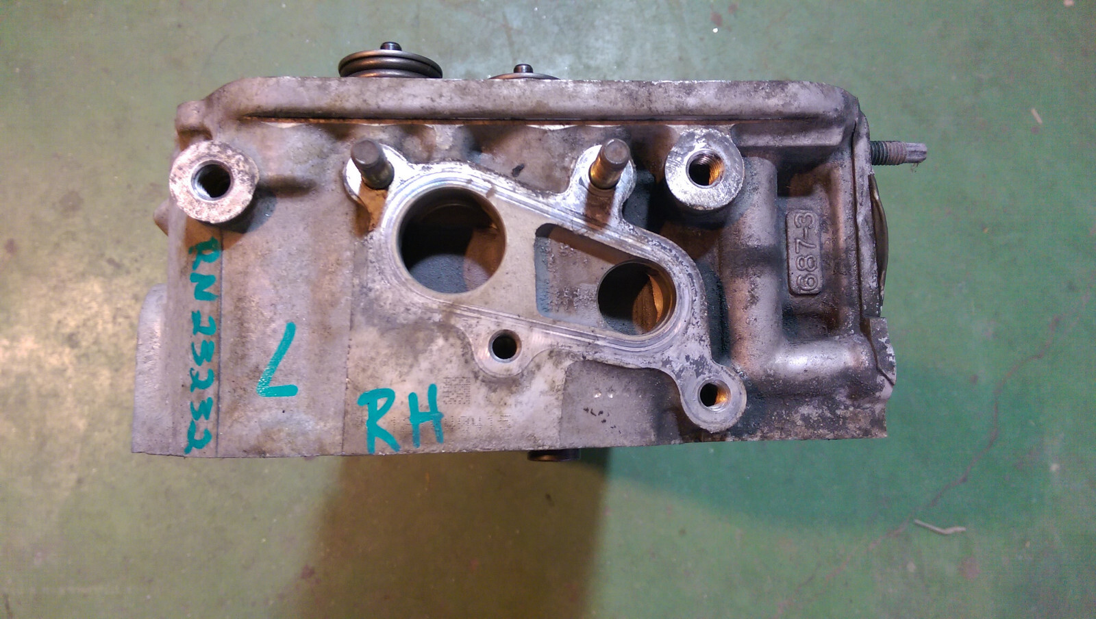 97779578 97320788 01-04 2001-04 LB7 DURAMAX 6.6 6.6L RH PASSENGER CYLINDER HEAD - Picture 5 of 12