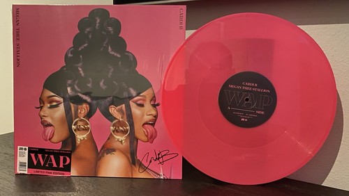 CARDI B MEGAN THEE STALLION WAP サインレコード Cardi B & Megan Thee Stallion signed WAP Vinyl Album Cover