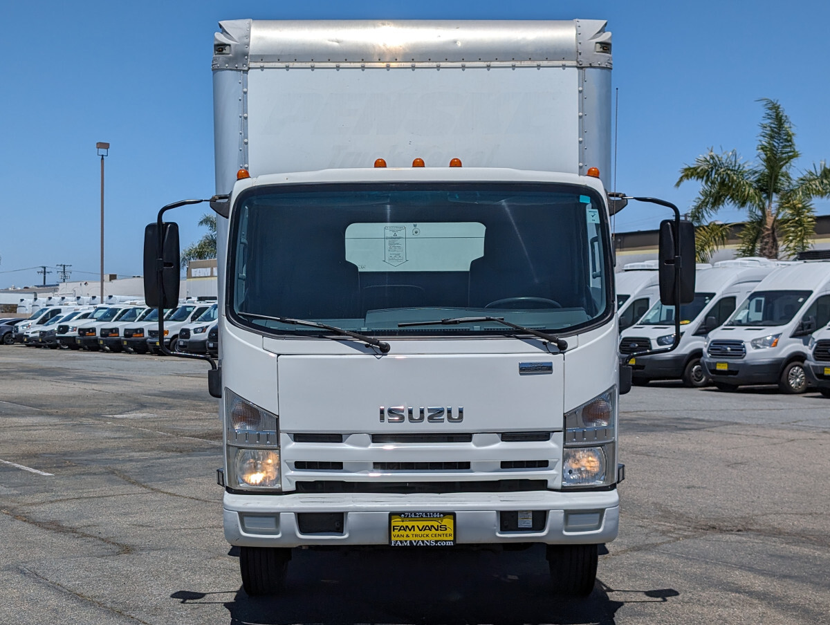 Owner 2015 Isuzu NQR 18FT Box Truck DIESEL 98208 Miles 5.2L I4