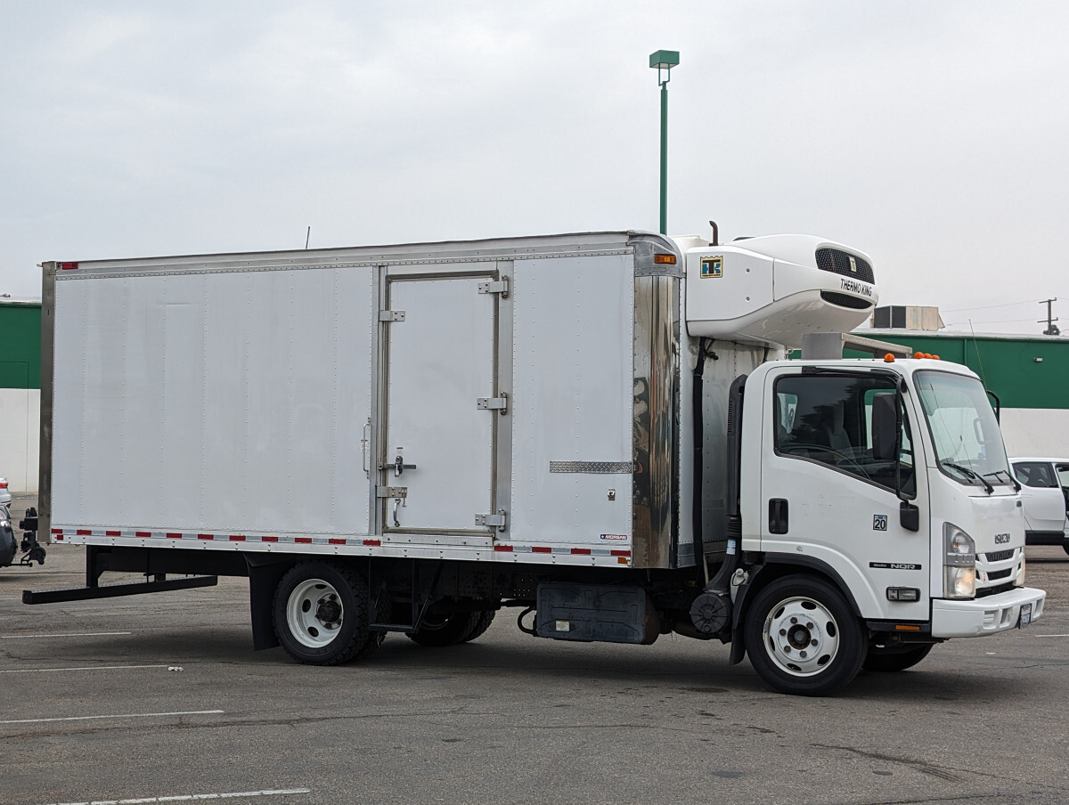 2016 Isuzu NQR Refrigeration Reefer StandBy 18FT Box Truck DIESEL 82654 Miles 5.