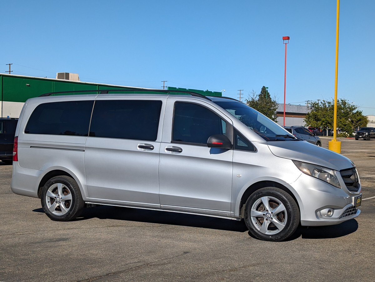 2016 Mercedes-Benz Metris Passenger Mini Van 80366 Miles 2.0L I-4