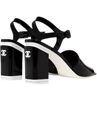 Chanel 23C Interlocking CC Logo Block Heel Sandals Size 39.5