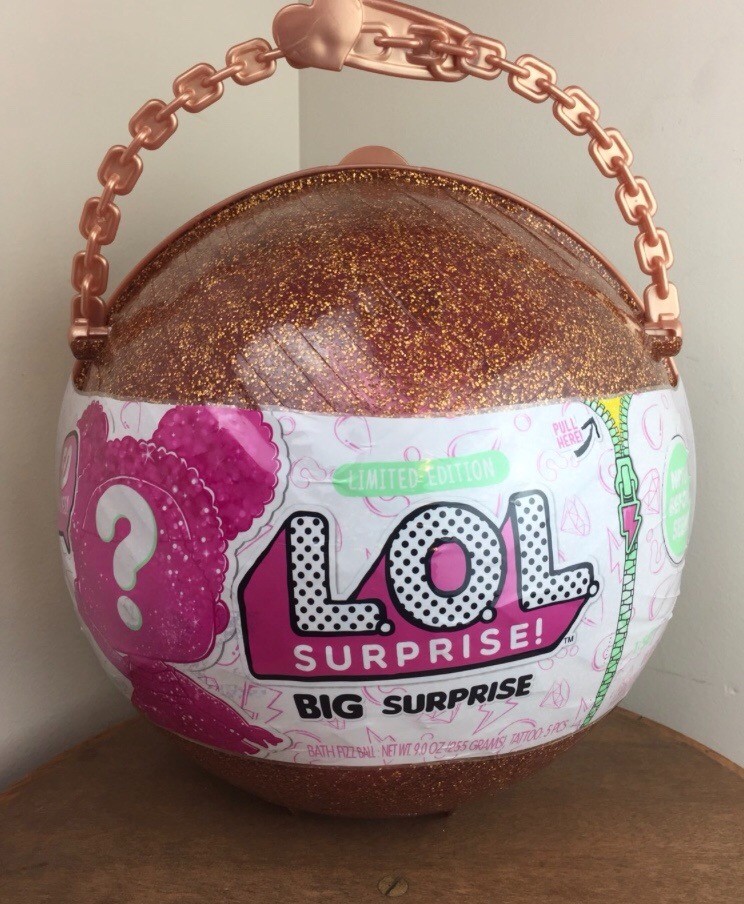 LOL OFFICIAL *BIG GIANT SURPRISE BALL* Gold/Golden L.O.L Dolls NEW