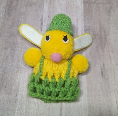 Vintage Yellow Bunny Rabbit Easter Egg Cover Puppet Knit Crochet 