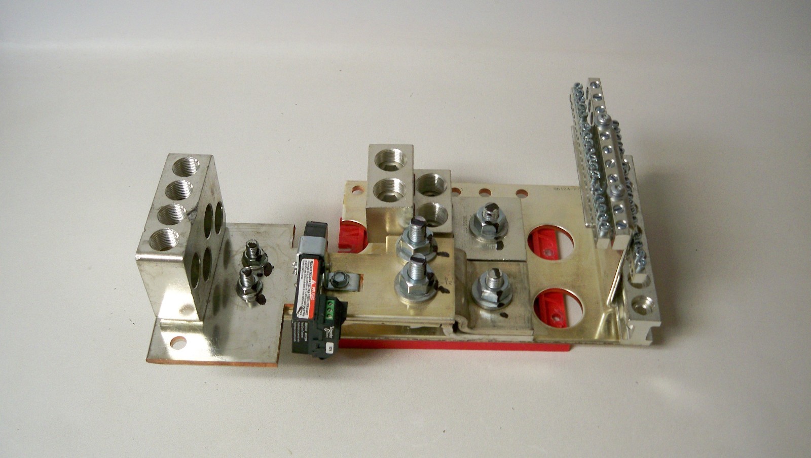 *NEW* Square D HCR12SNCT I-Line Neutral Assembly with Schneider BBV55132