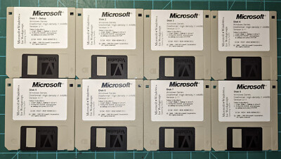 Microsoft Windows 3.11 on 3.5'' 1.44MB Floppy Disk install - Workgroups (8 Disks)
