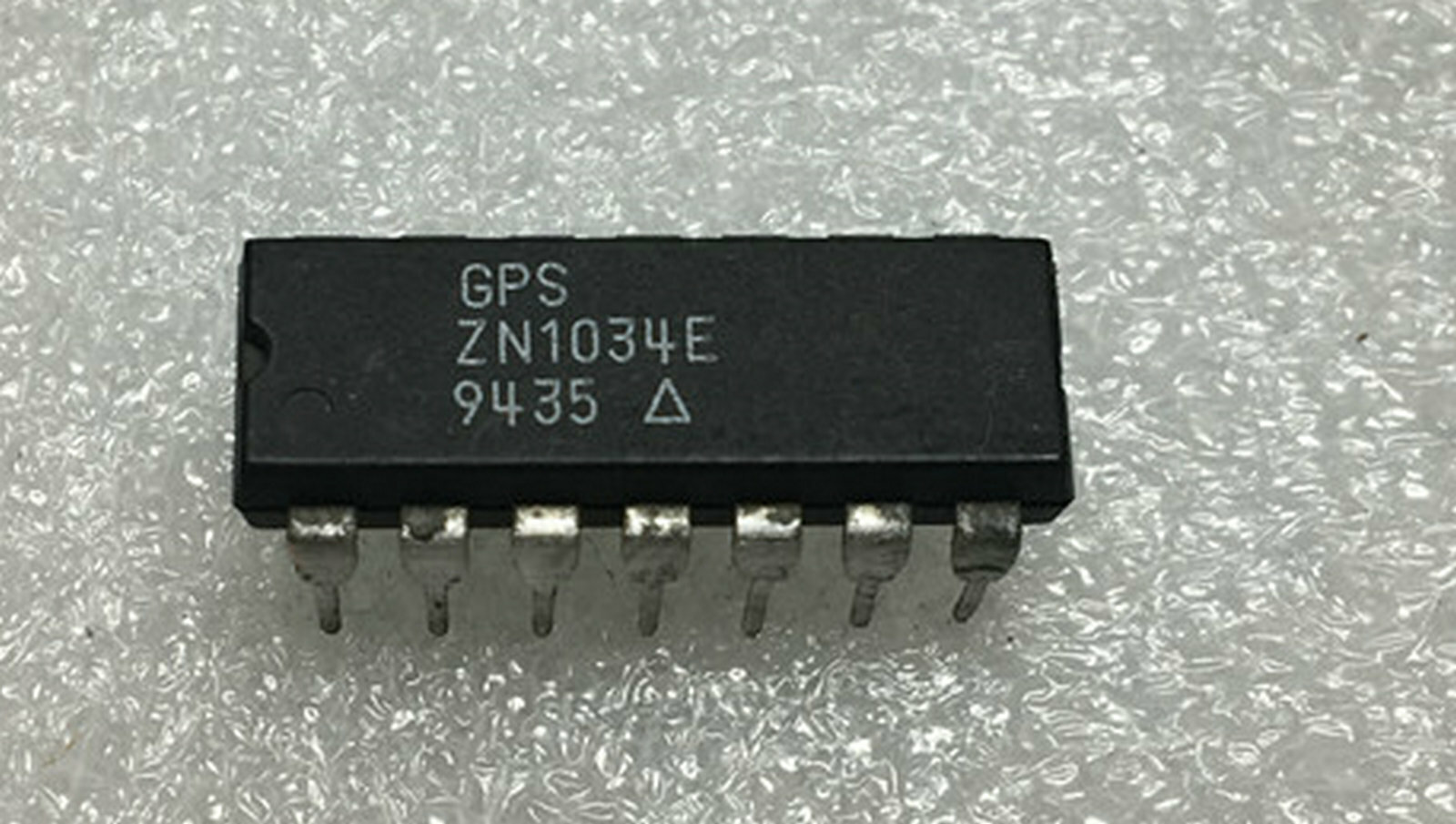 1pcs New ZN1034E ZN 1034E ZN1034 DIP-14 DIP14 Ic Chips
