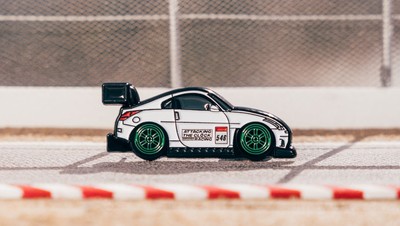 LEEN Customs 350Z Shop Build Edition Enamel Pin