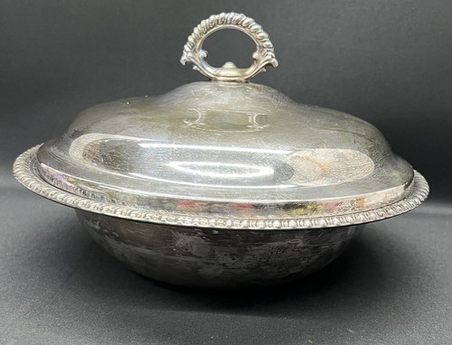 Vintage WM Rogers 862 Silverplate Round Serving Bowl With