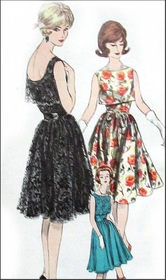 VOGUE SPECIAL DESIGN PATTERN Vintage 1960s COCKTAIL Party Dress 34B COMPLETE