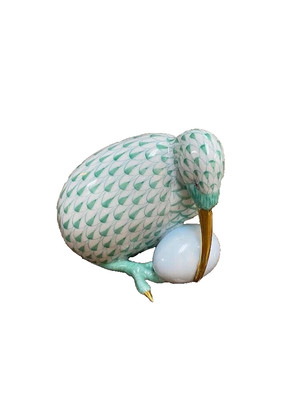 Herend Porcelain Kiwi Bird with Egg 15334 Green Fishnet (Aviary Collection)