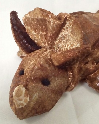 TRIGGOR Triceratops Dinosaur NEW w TAGS Bean Bag Plush by RUSS ZONIES EARTH ZONE